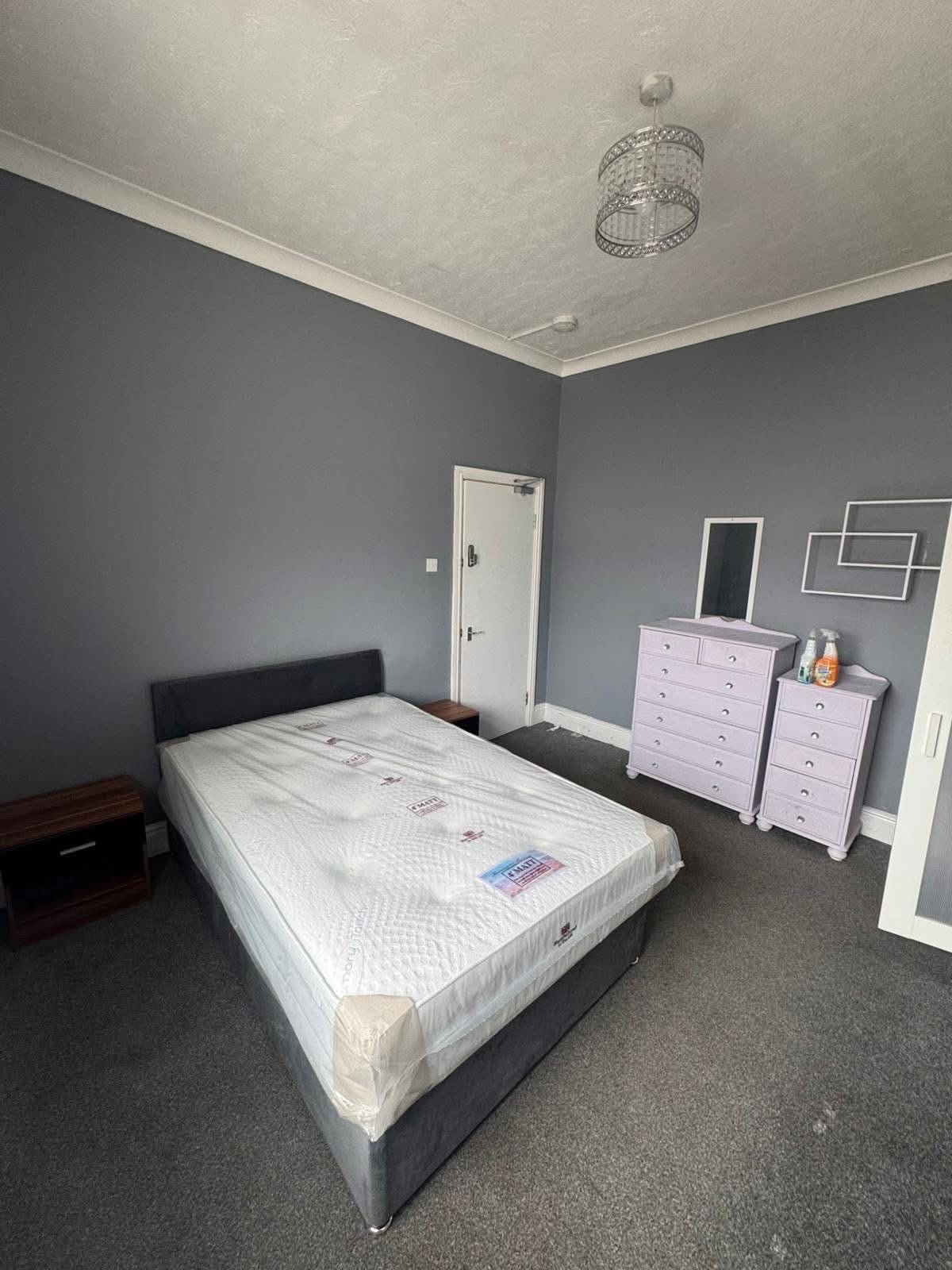 DOUBLE ROOM TO RENT – HU3 6AT – £412 PCM