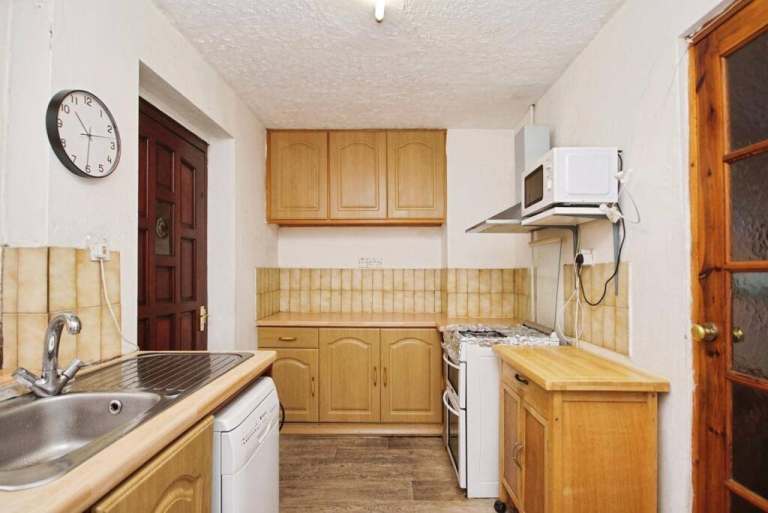 5 bedroom house to rent in Fishponds, Bristol (BS16 4PW)