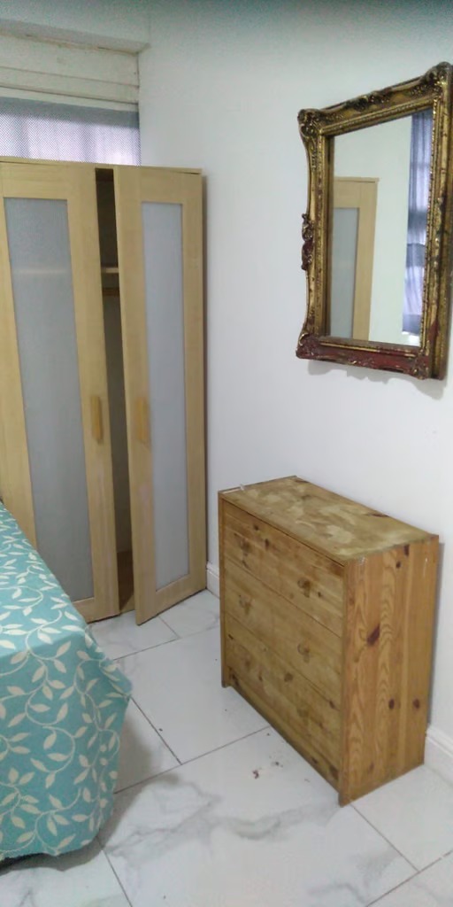 En-suite room to let