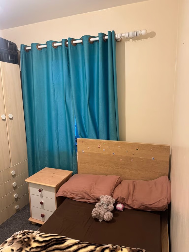 Cosy room to let