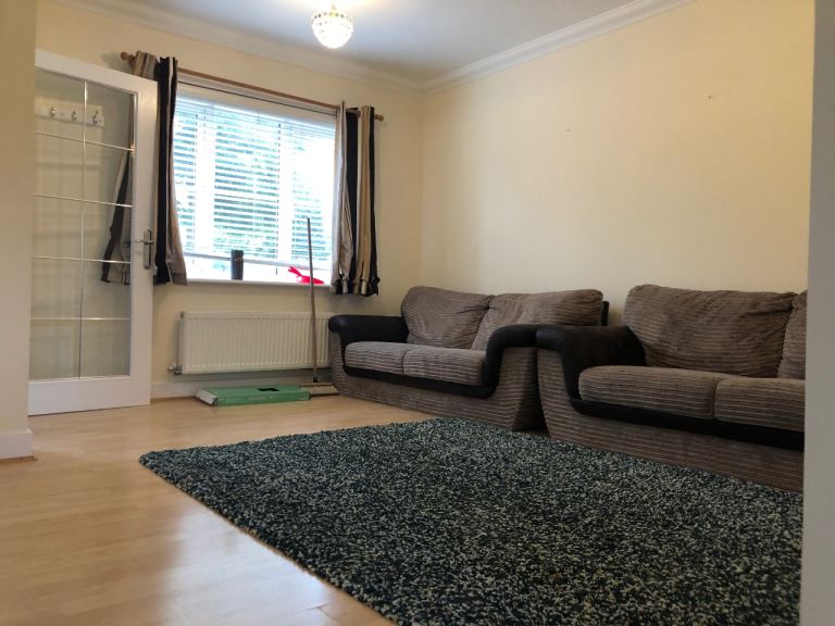 3 Bedroom House to Rent at Charles Church walk, Ilford (IG1 3RZ)