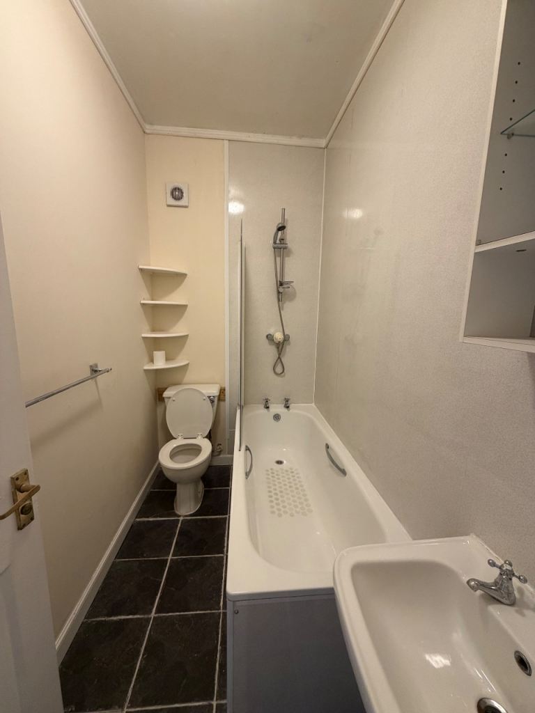 Double Rooms to Rent at Newington, Edinburgh (EH8 9QQ)