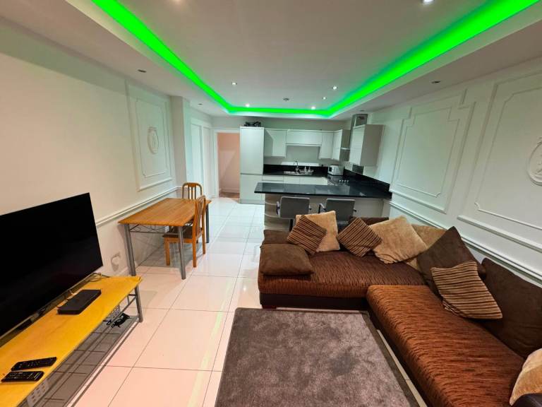 Brand New 2-Bedroom Flat – Atherton Rd, Ilford IG5 0PF | For Indian Family (All bills incl)