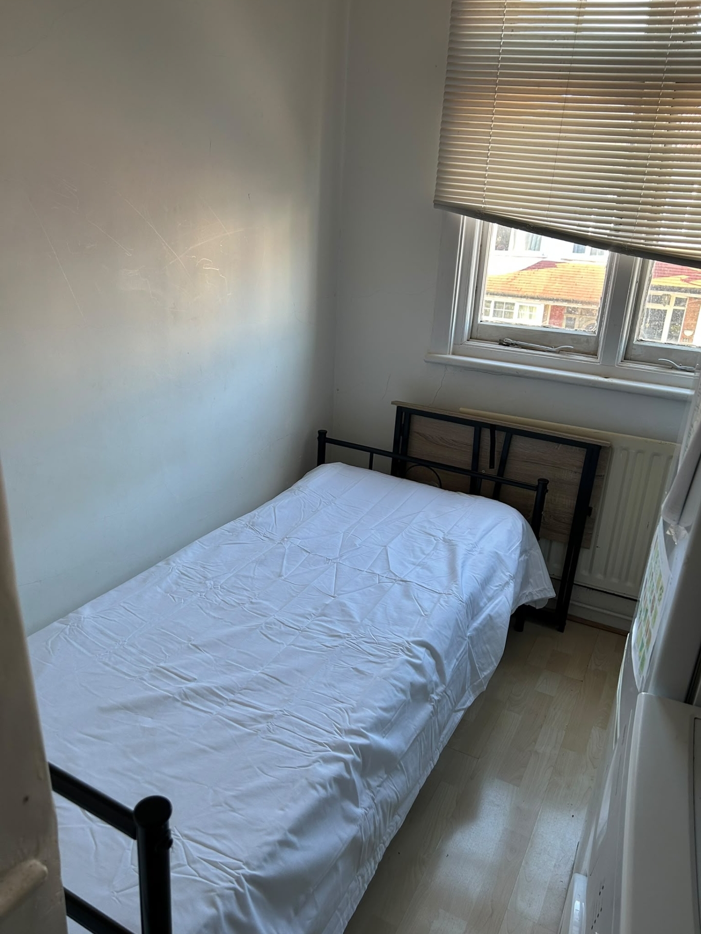 Sigle Room to rent at Tulsey hill, Brixton (SW2 2DQ)