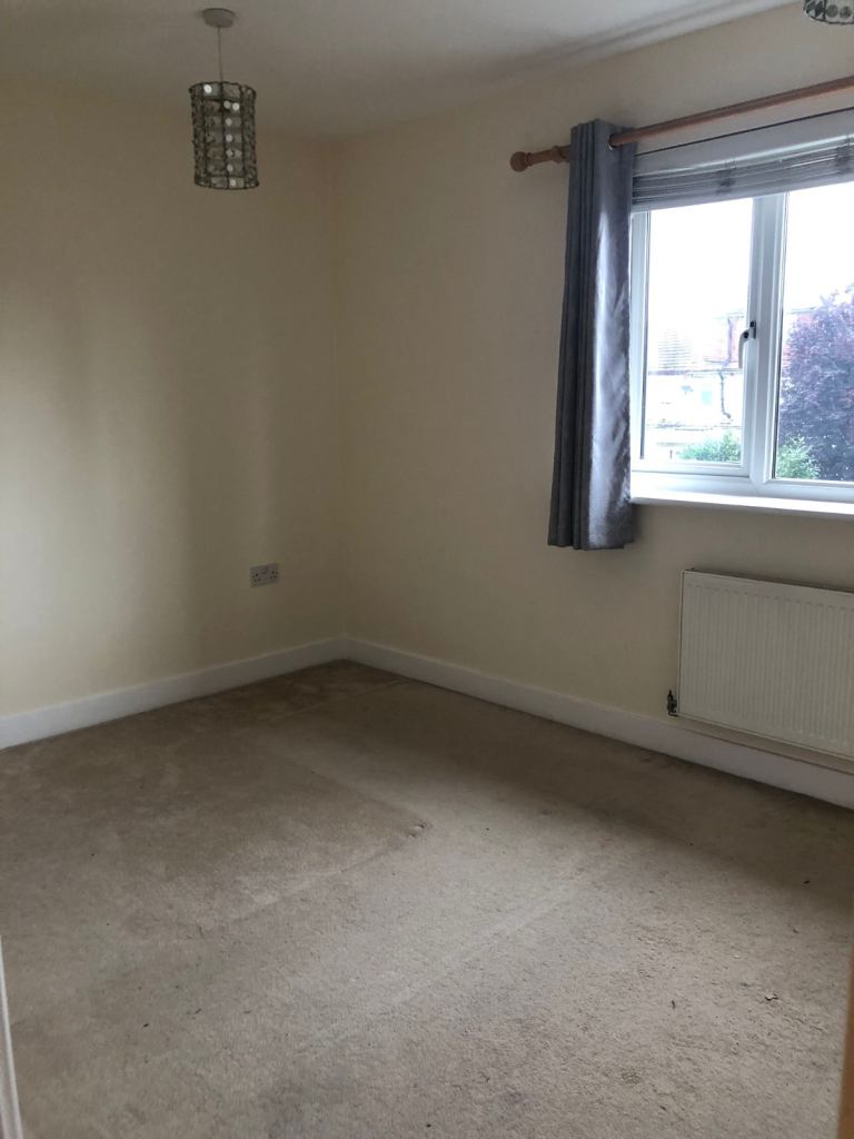 3 Bedroom House to Rent at Charles Church walk, Ilford (IG1 3RZ)