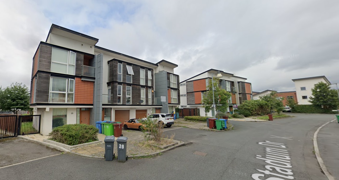 Double room in Sports city, Beswick M11