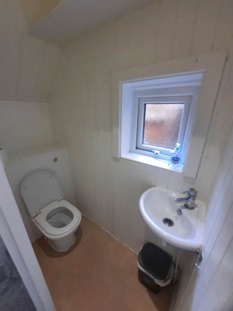 Four Double Bedrooms Detached House with Private Garden, Stourvale Road, BH6 5JB – Unfurnished Bournemouth, Dorset £1,890pm