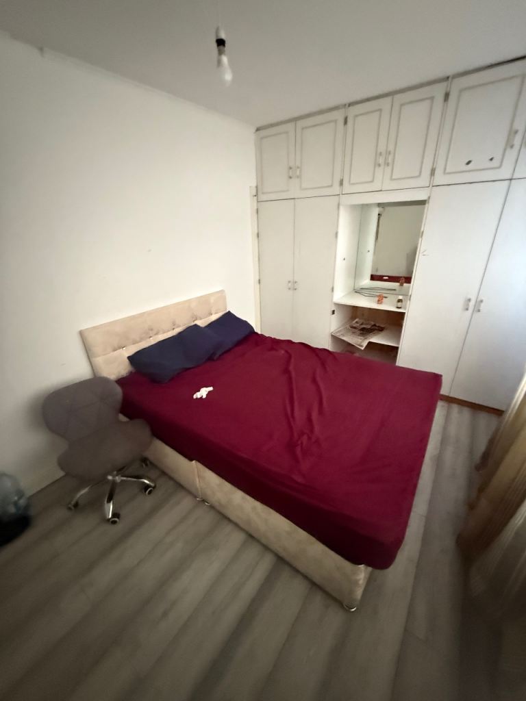 Kingsize room to rent (TW3 4LU)