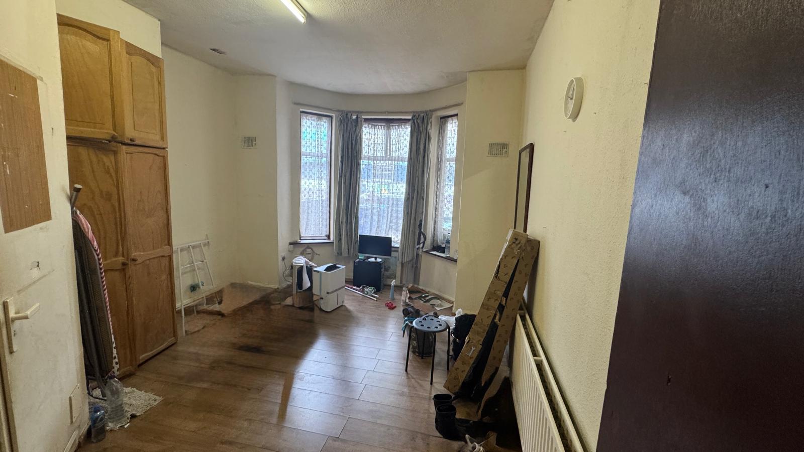 GROUND FLOOR ENSUITE ROOM – W4 3AY