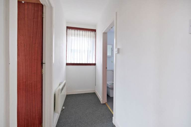 Fully Furnished Immaculate Double Room Available opposite to Aberdeen University £500pm (AB24 1TE)