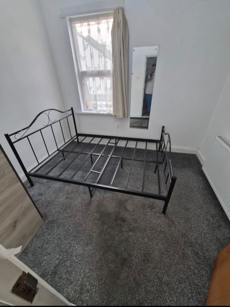 4 Bedroom house to rent directly off Ilford Lane Barking, London £2,150pm (IG1 2NG)