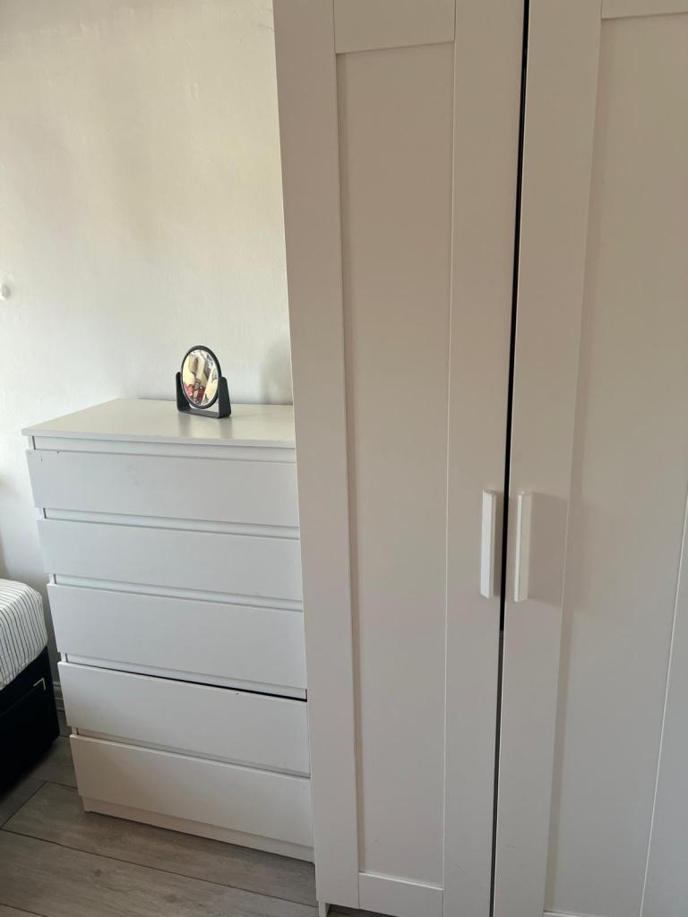 Single Room Available for Rent – Ideal for Asian/European Female Lodger