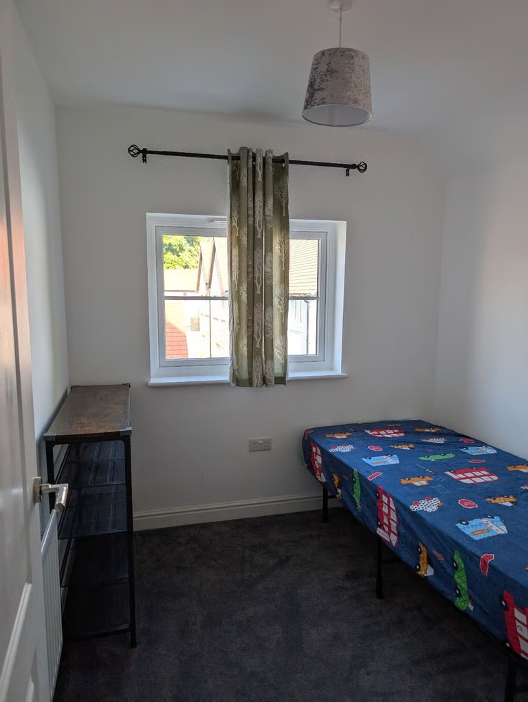 Room to let