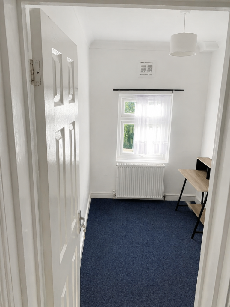 3 Bedroom House To Rent at Sandy Hill rd, Woolwich, London (SE18 7BA)
