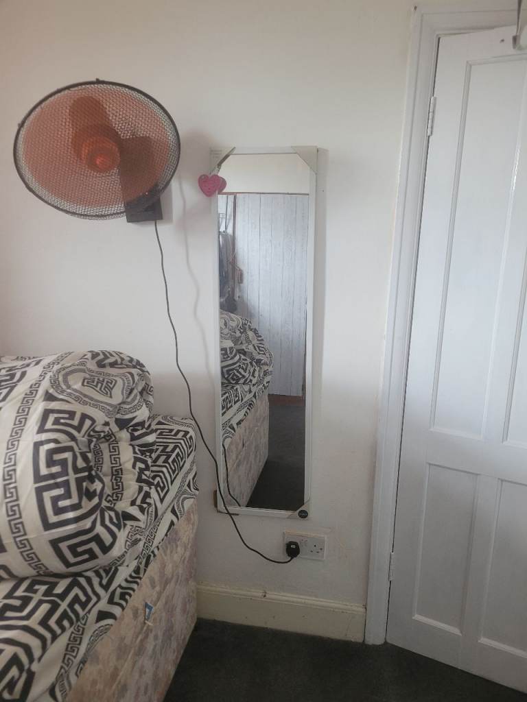 Double room Luton, Bedfordshire £650pm(LU3 1TG)