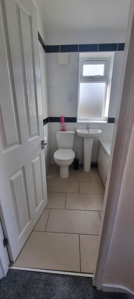 Single Room Available – Dagenham (Family House)