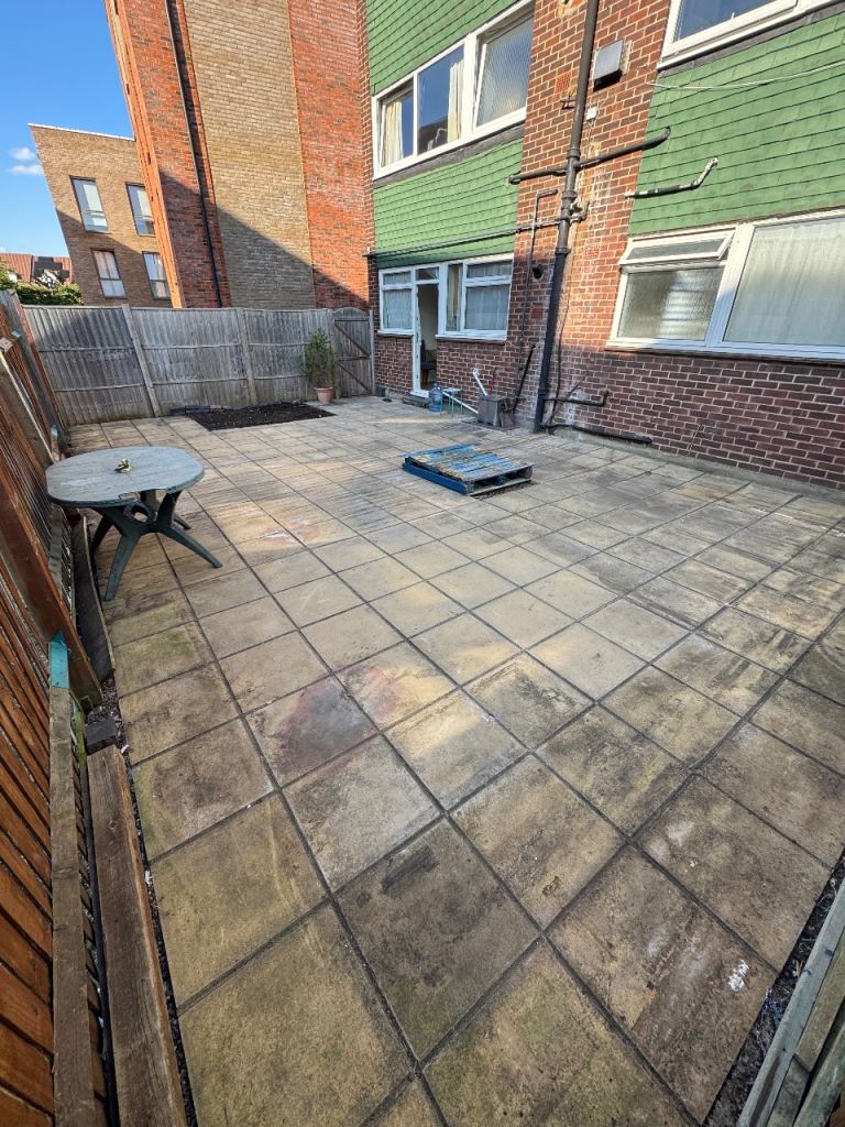 🏡 SPACIOUS 2-BEDROOM GROUND FLOOR FLAT – GRANT ROAD, CROYDON CR0 6PJ