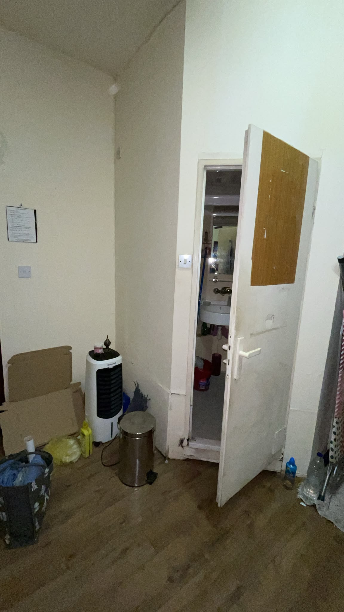 GROUND FLOOR ENSUITE ROOM – W4 3AY