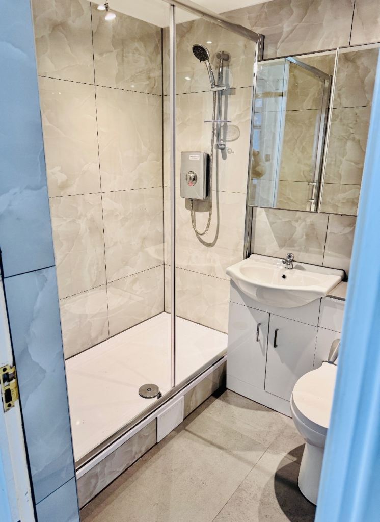 Double Room at Romford rd, Manor Park E7 8AX (Single occupancy)