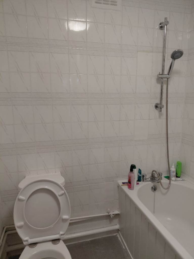 2 Rooms for a let (B11 3LQ)