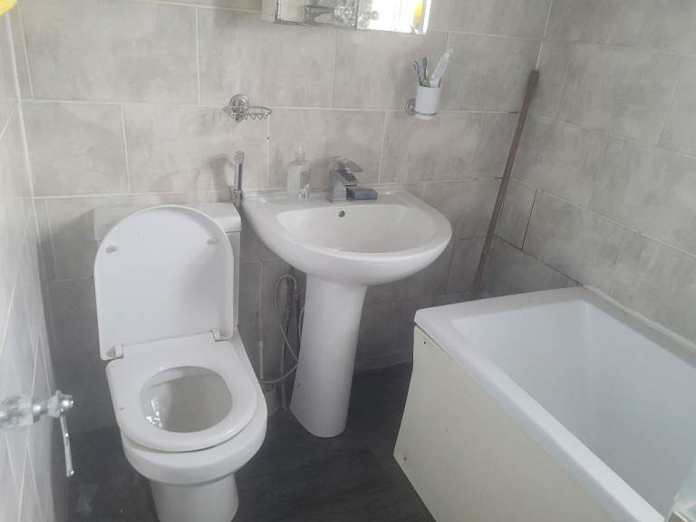 Double room Luton, Bedfordshire £650pm(LU3 1TG)