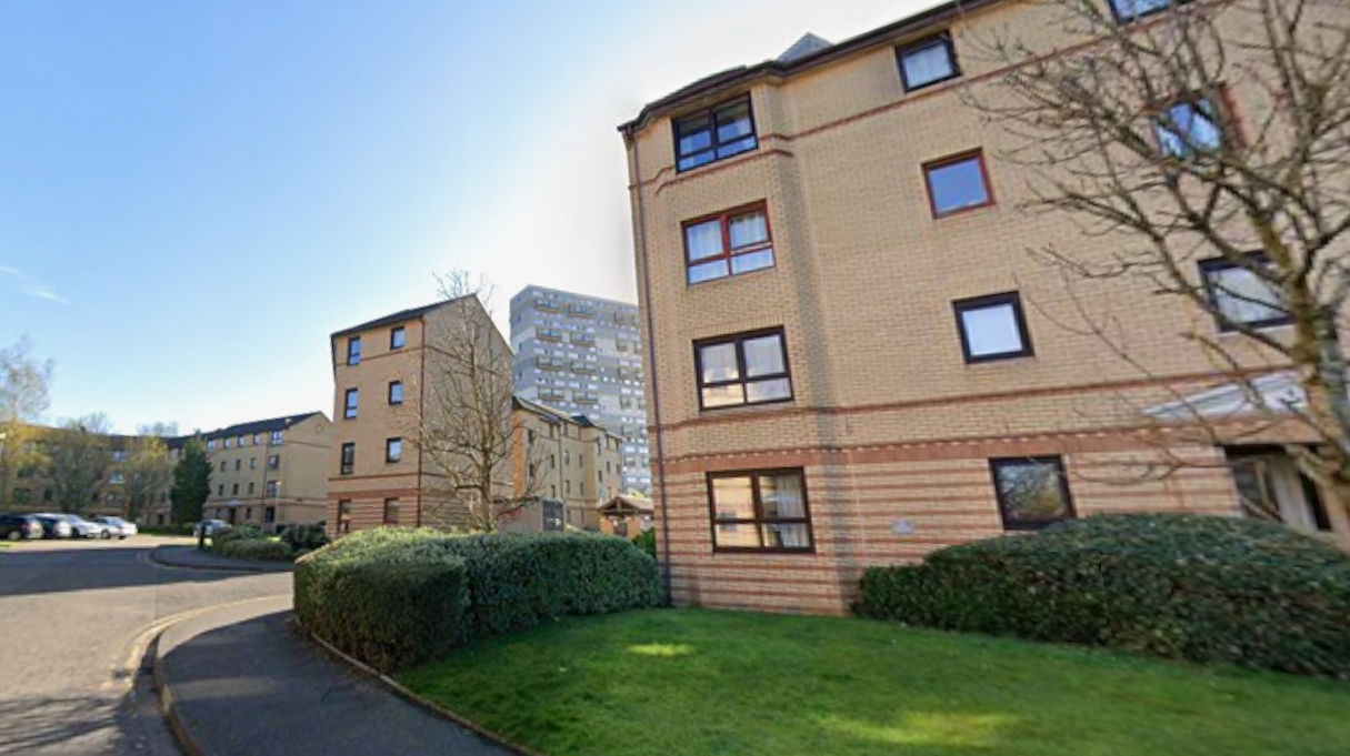 🏡 Bright 3-Bedroom Flat – (City Center) Grove Park Gardens, Glasgow G20 7JB