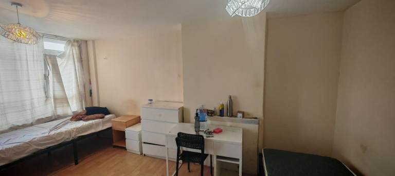 Double room - Canary Wharf, Isle of Dogs, London £200pw (E14 3HD)