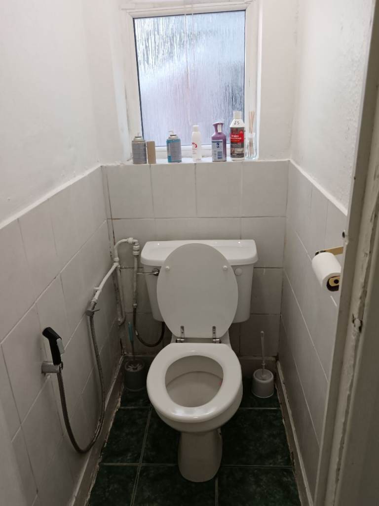 Double room to let at Green st, Upton Park E13 9DA