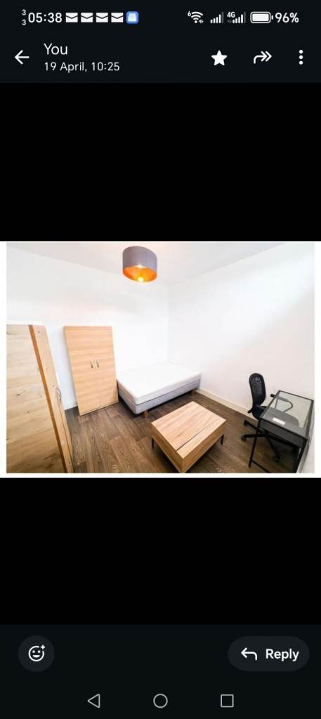 Spacious room to rent for a Muslim at Green Ln, Ilford (IG3 9RY)
