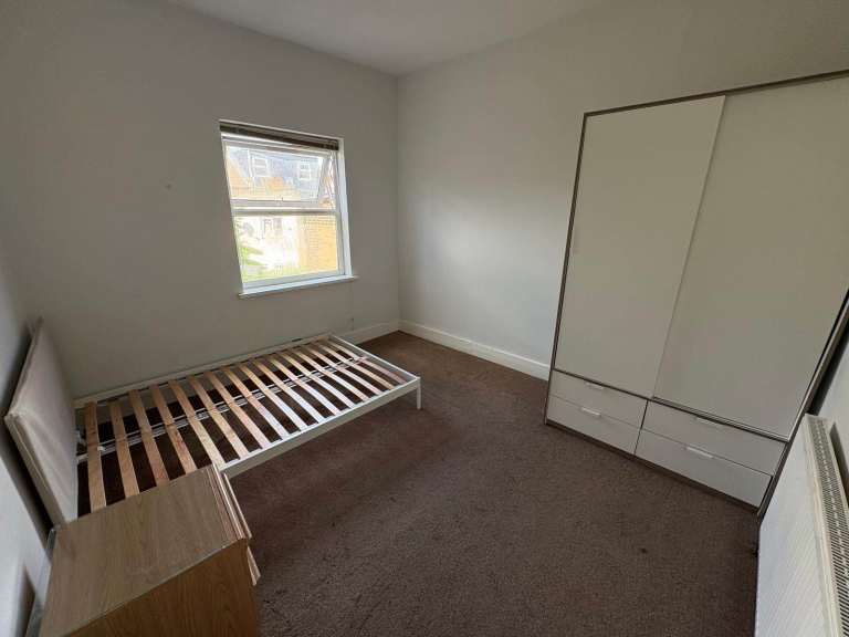✨ SPACIOUS VICTORIAN DOUBLE ROOM | £750 SINGLE / £850 COUPLES | Forest Gate E7 9LE