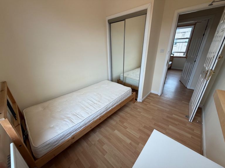 Double Rooms to Rent at Newington, Edinburgh (EH8 9QQ)