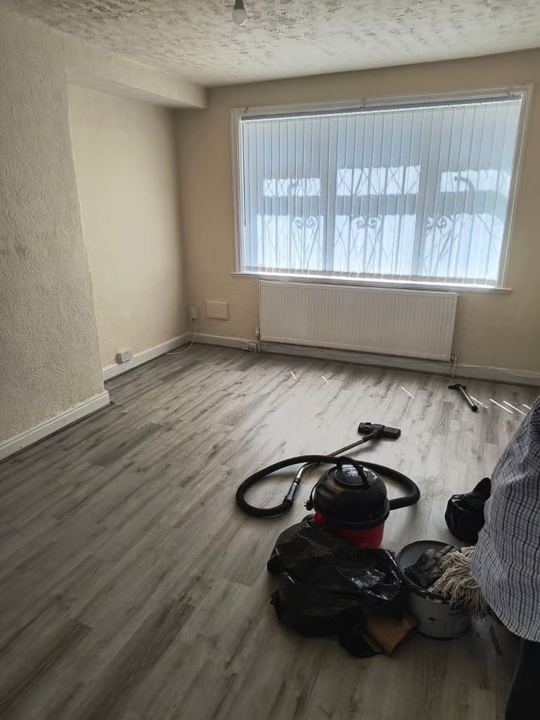 3-bedroom semi detached at Ashley Ln, Harpurhey M9