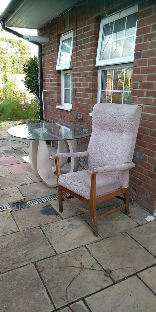 En-suite room to let
