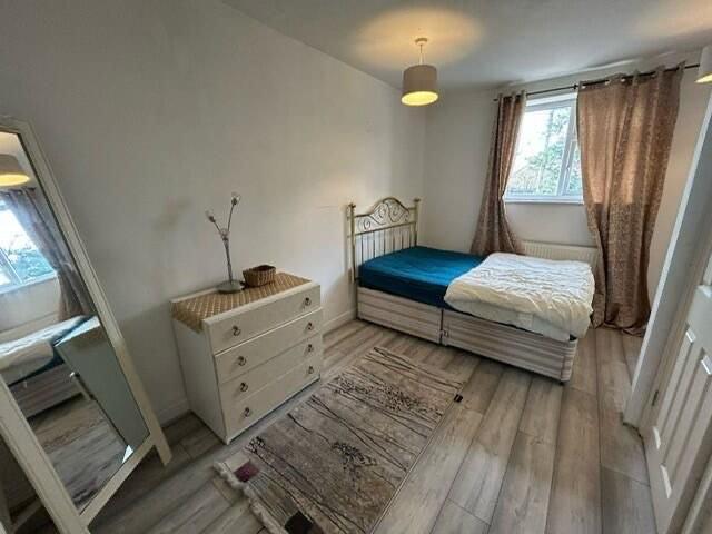 2 bedroom maisonette to rent in Cheadle (SK8 4HS) Available from 1/10/26