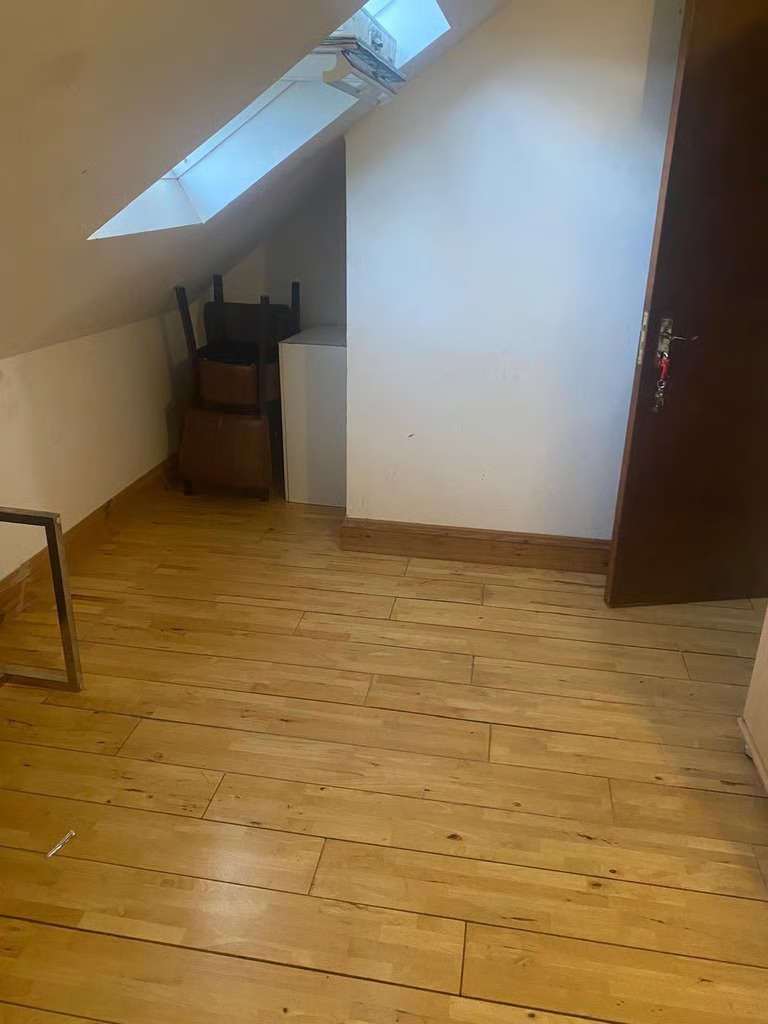 Loft room available for single person