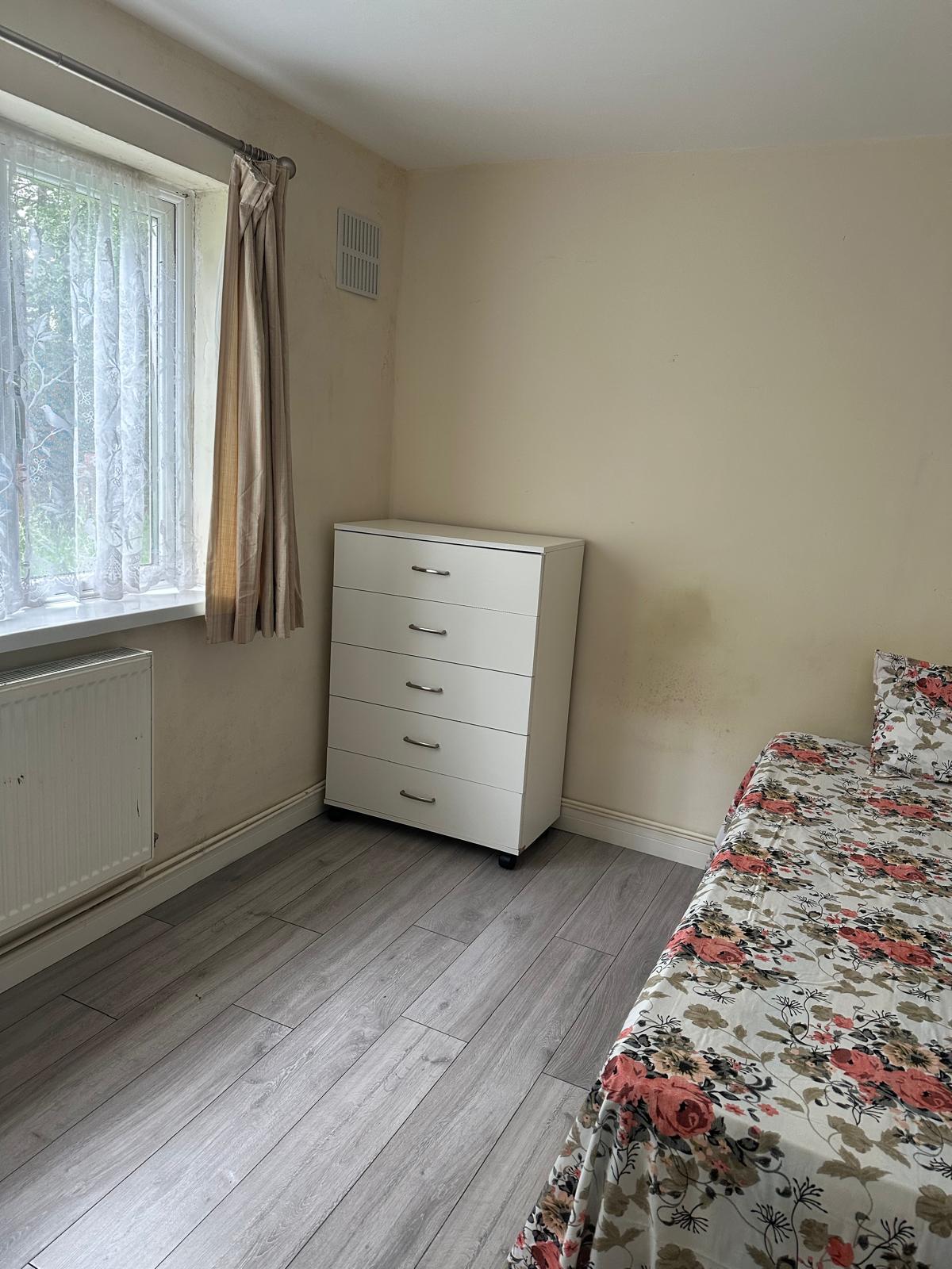 Double room in hounslow