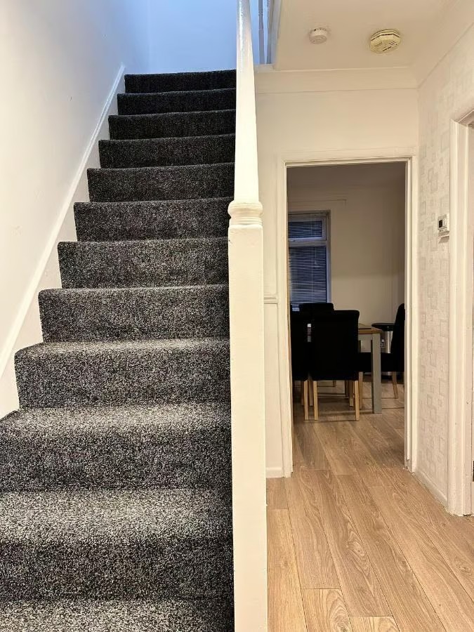 Fully Furnished 3-Bedroom Semi-Detached House 📍 Wilkinson Road, Bolton, BL1 7BA