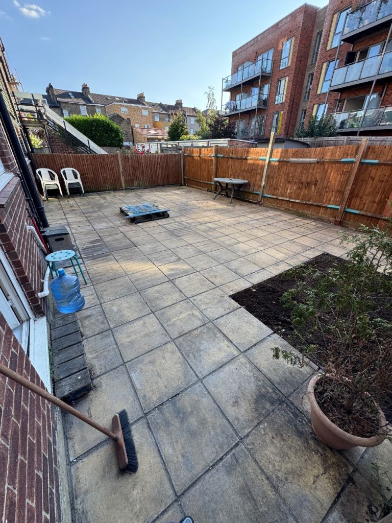 🏡 SPACIOUS 2-BEDROOM GROUND FLOOR FLAT – GRANT ROAD, CROYDON CR0 6PJ