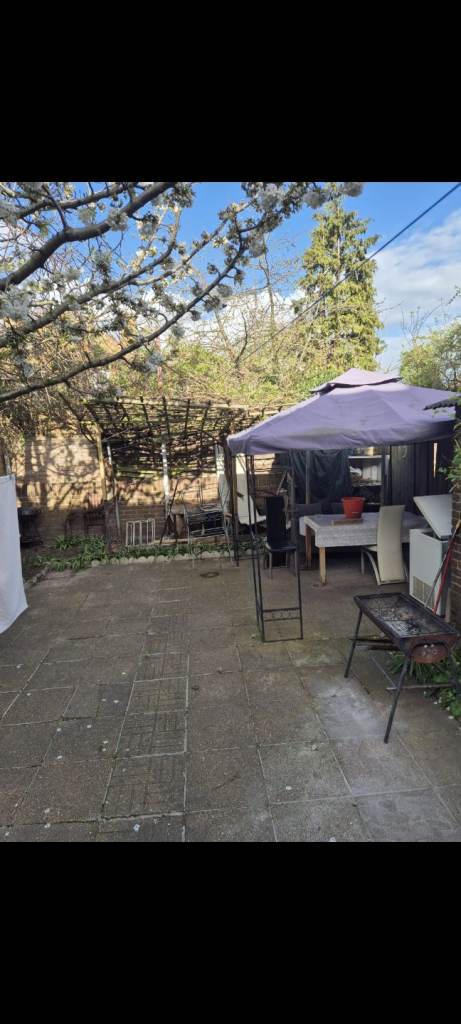 Spacious double room in a sharing house at Rokeby st, Stratford (E15 3NS)