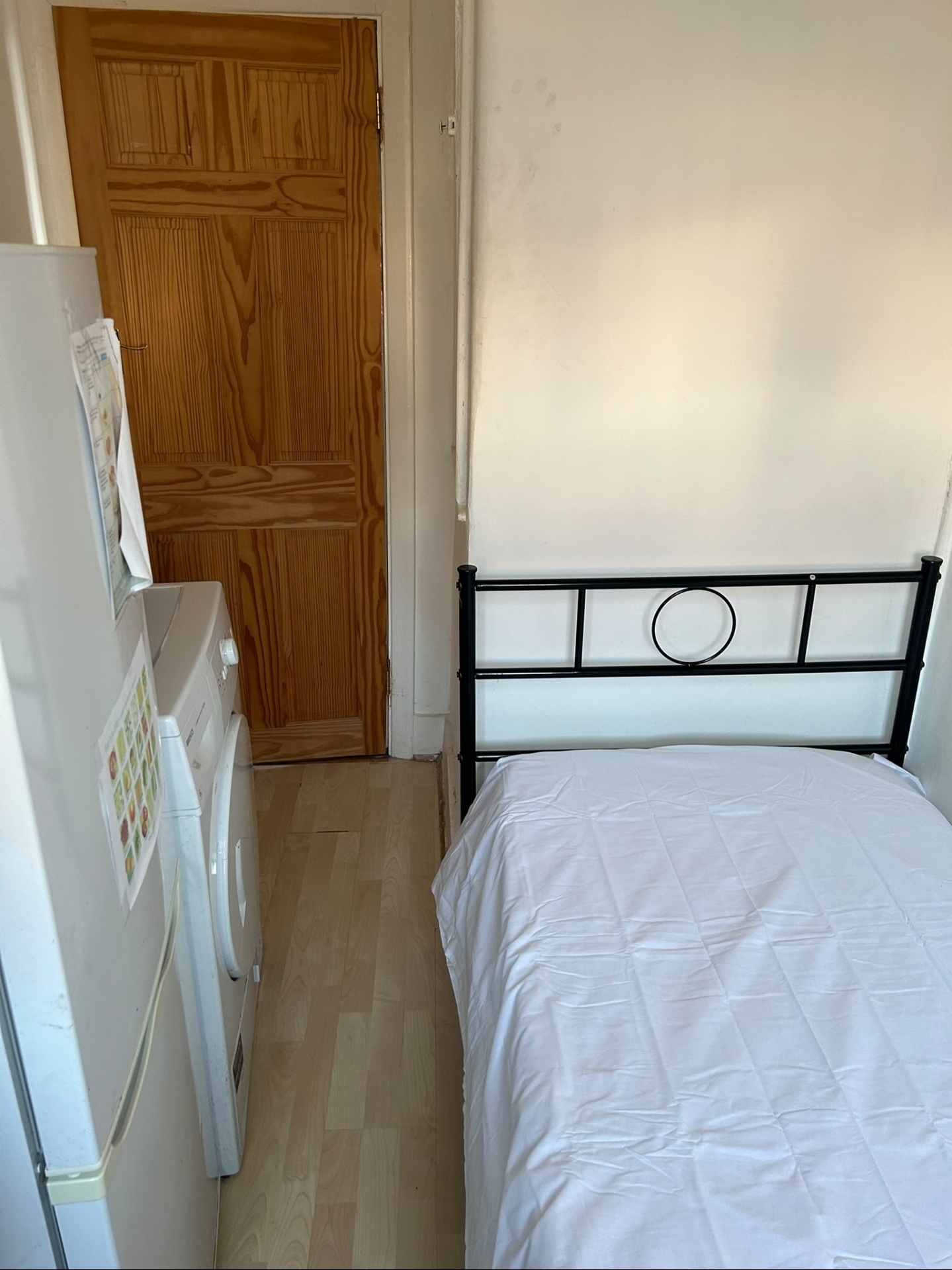 Sigle Room to rent at Tulsey hill, Brixton (SW2 2DQ)