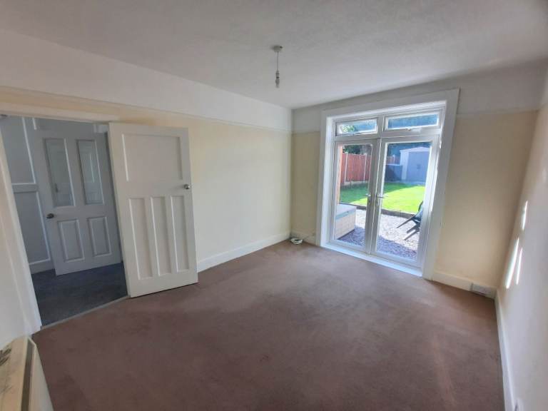 Four Double Bedrooms Detached House with Private Garden, Stourvale Road, BH6 5JB – Unfurnished Bournemouth, Dorset £1,890pm