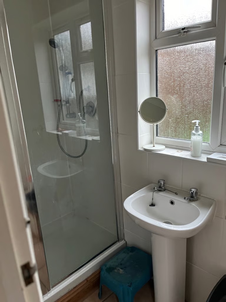 Room to let