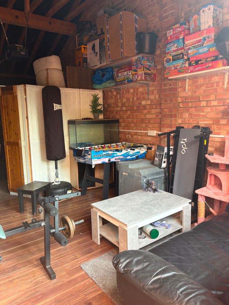 Large Double Room Watford ALL BILLS INC. (WD25 0FD)