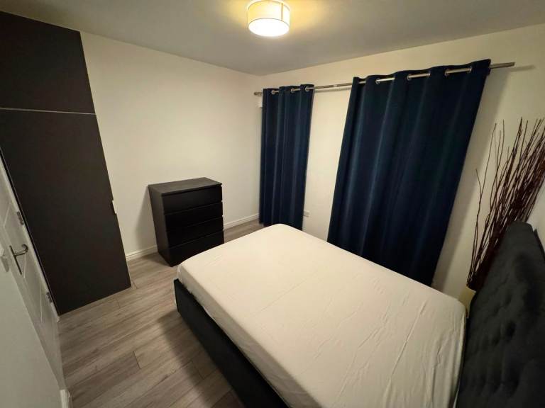 Brand New 2-Bedroom Flat – Atherton Rd, Ilford IG5 0PF | For Indian Family (All bills incl)