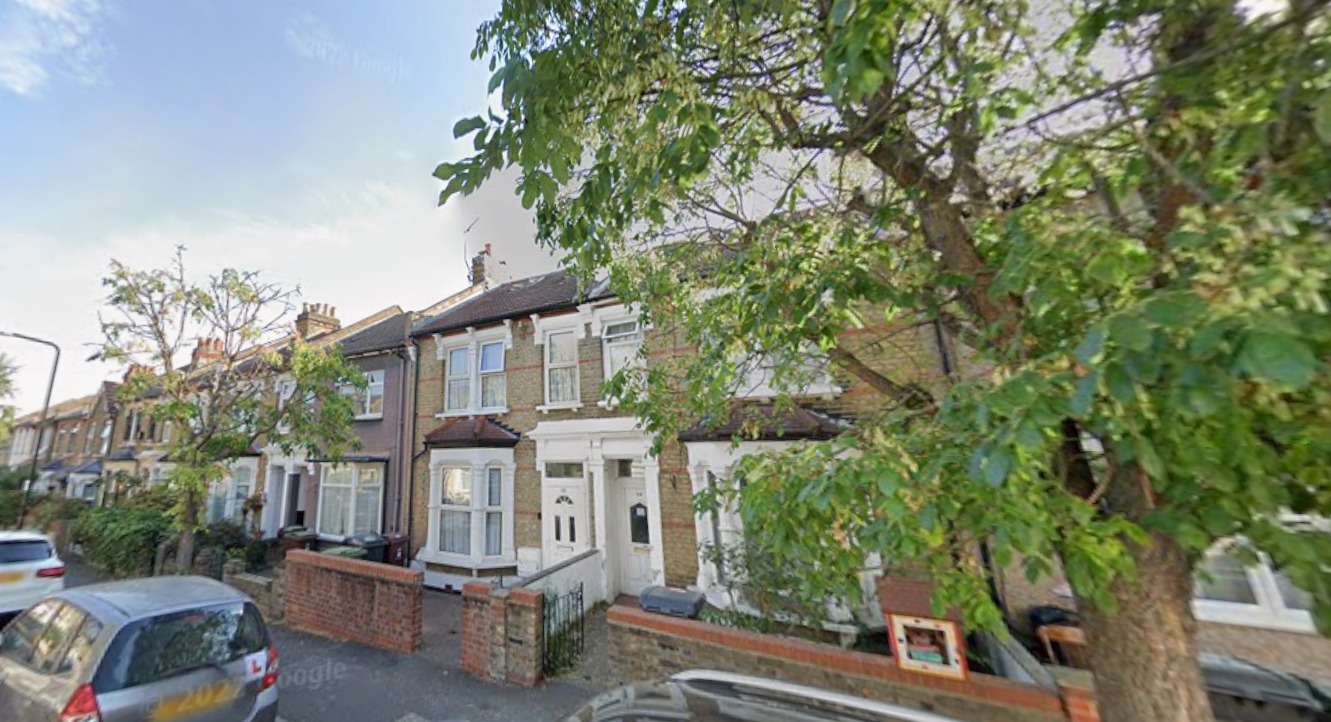Spacious Master room in a shared house to let