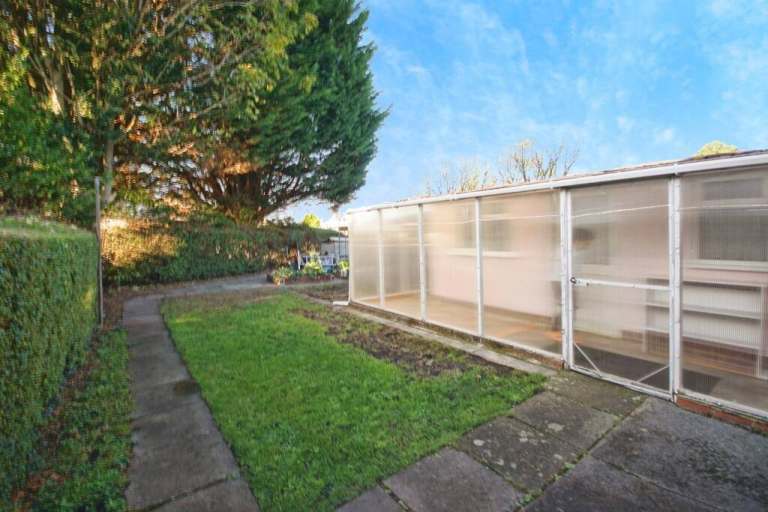 5 bedroom house to rent in Fishponds, Bristol (BS16 4PW)