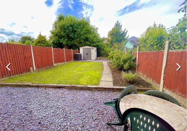 Four Double Bedrooms Detached House with Private Garden, Stourvale Road, BH6 5JB – Unfurnished Bournemouth, Dorset £1,890pm