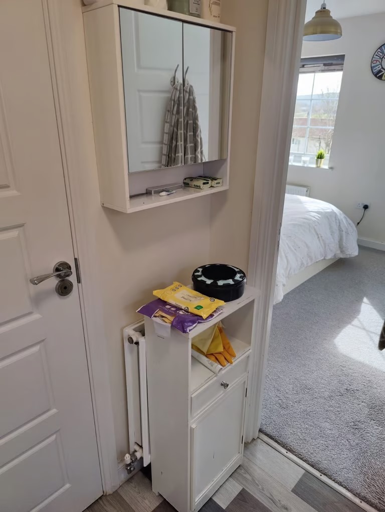 Double room at Sergeant Mark Stansfield Wy, Hyde SK14