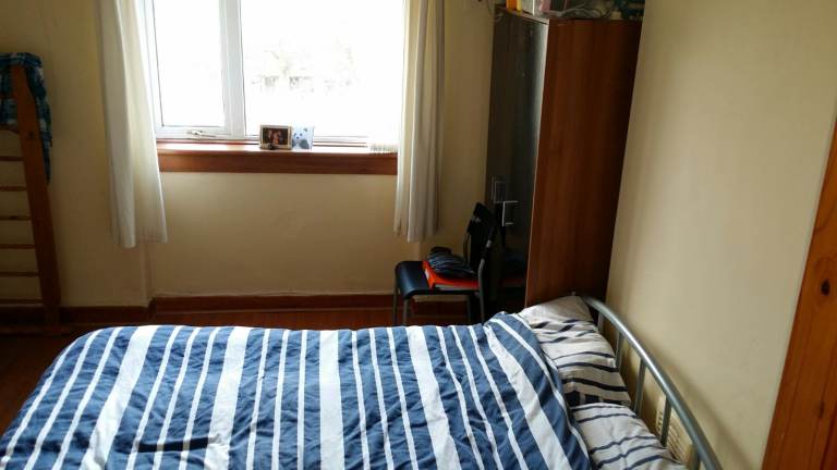 A beautiful ground floor 2 bedroom flat in Barrmill road, OVNO (G43 1EJ)
