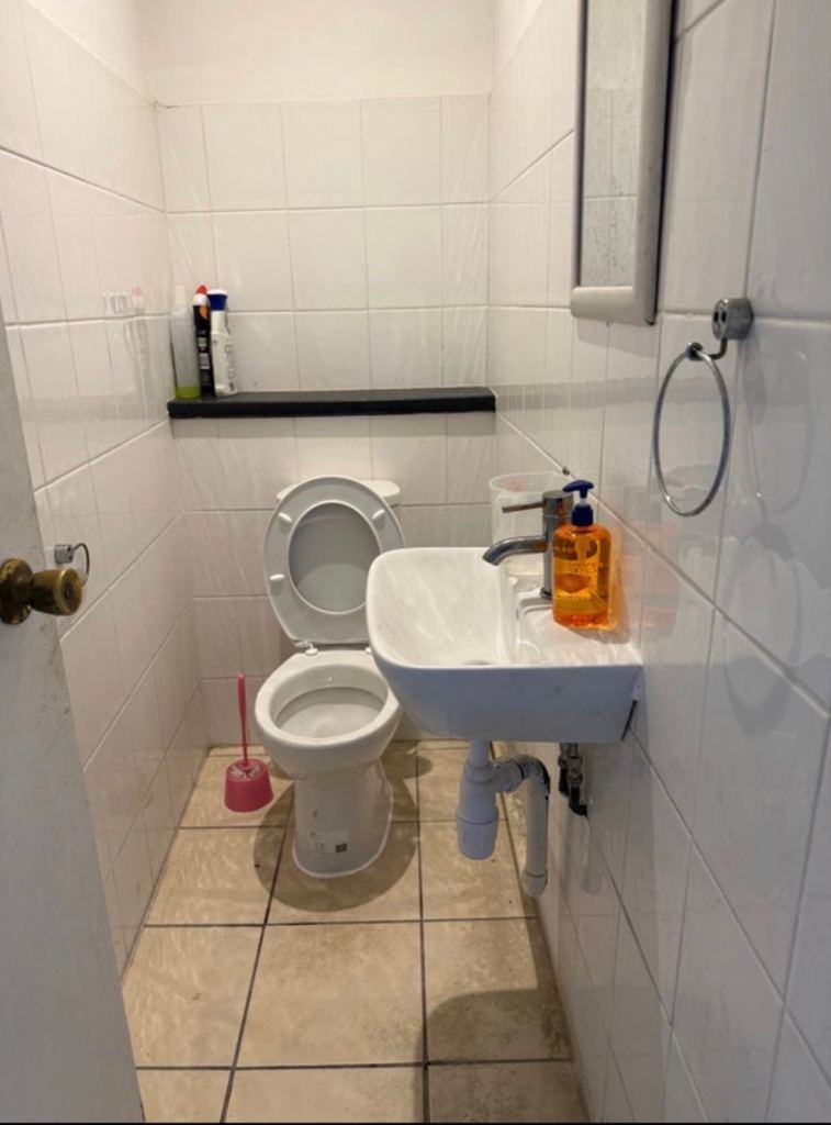 Newly Furnished Renovated Double Room - Dagenham  (RM10 8EL)